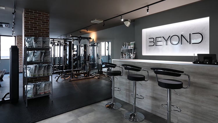  BEYOND 二俣川店